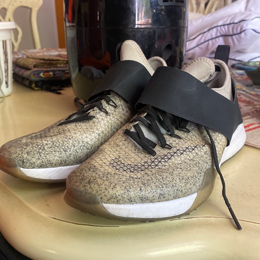 Nike Zoom Sneakers